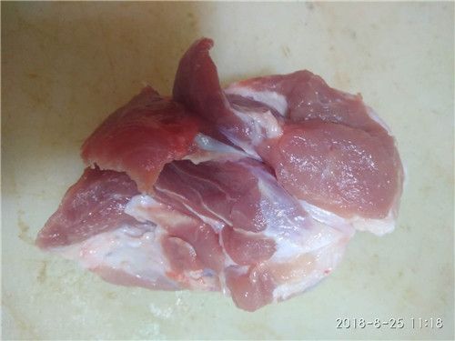 带肉前腿骨（泰安市然然食品有限公司泰安双汇总代理）